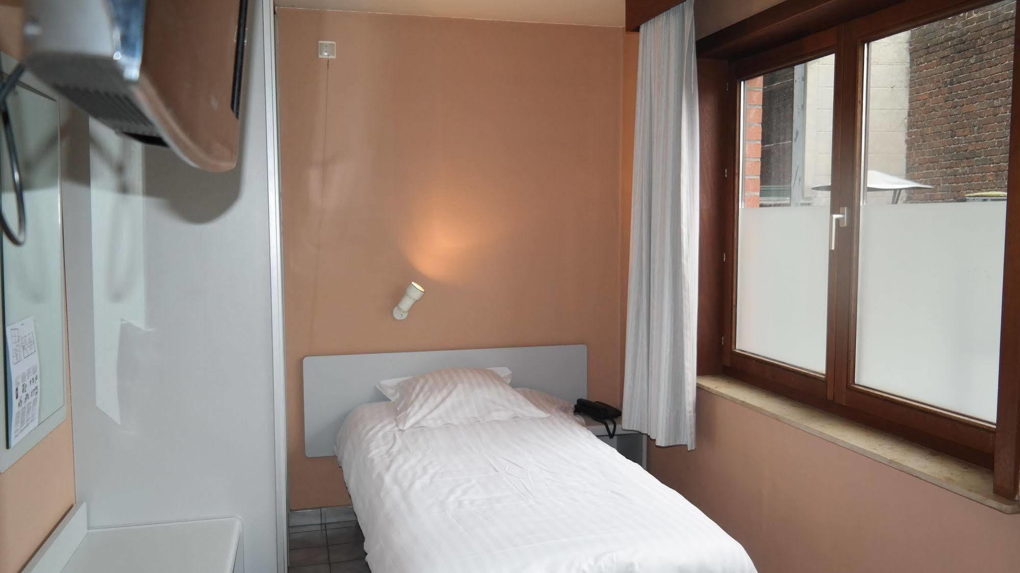 De Bonte Os Hotel & Tower Roulers Extérieur photo